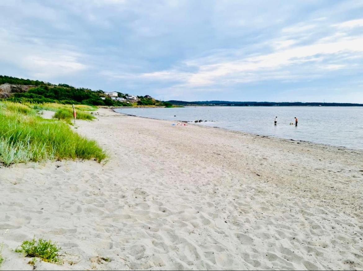 Vila Strandnaera Modernt Gaesthus Stravalla Exteriér fotografie